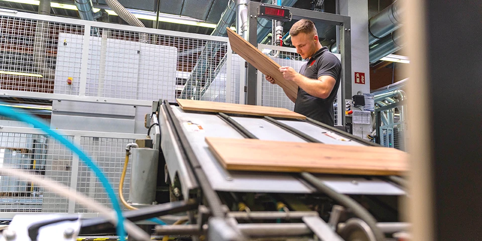 Produktion Mittarbeiter in der Produktion, Bekantung